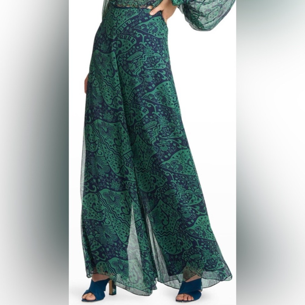 Sachin + Babi Navy and Green Patterned Pants - Picture 4 of 13
